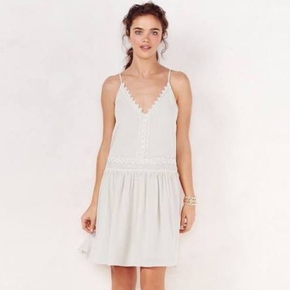 LC LAUREN CONRAD Bright White Drop Waist Lace Trim Shift Dress Medium - Picture 1 of 5